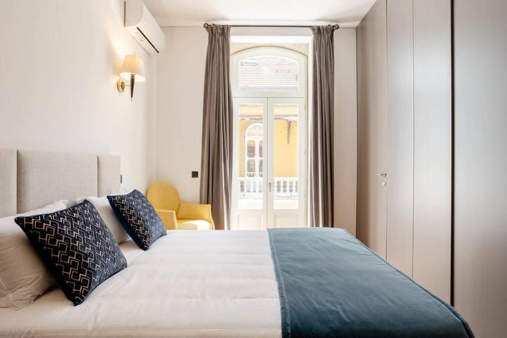 Boutique Rentals-Art & Charm II Apt W/ Terrace Porto Exterior photo